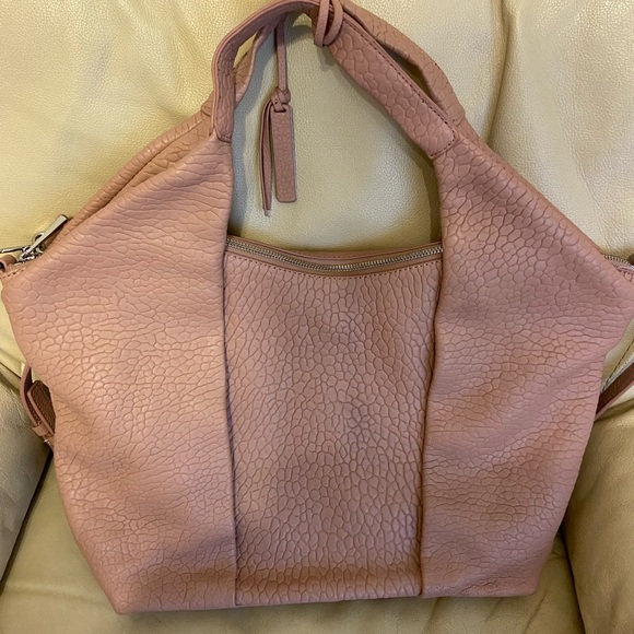 Vince Camuto Mauve leather pleated tote/crossbody/shoulder bag - Picture 16 of 17